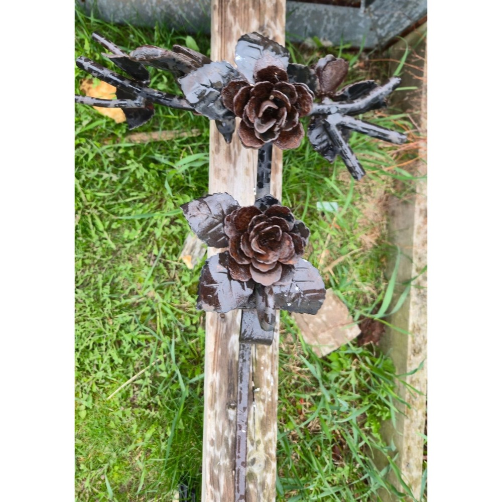 Wrought Iron Rose Plant Hanger Artisan Garden Decor Hook Bracket Green Bay WI